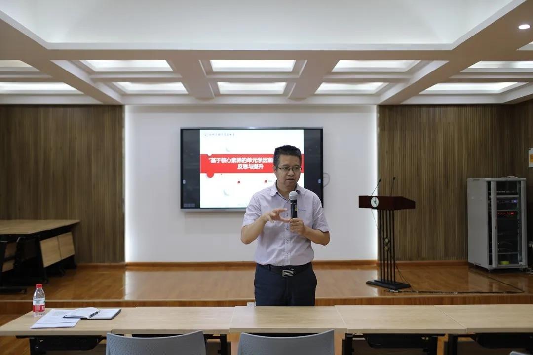 夏向阳副校长进行培训总结